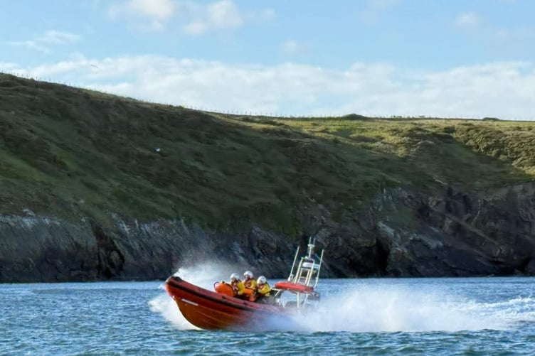 Abersoch RNLI crew members were out training when they were flagged down. Photo: RNLI/Abersoch RNLI
