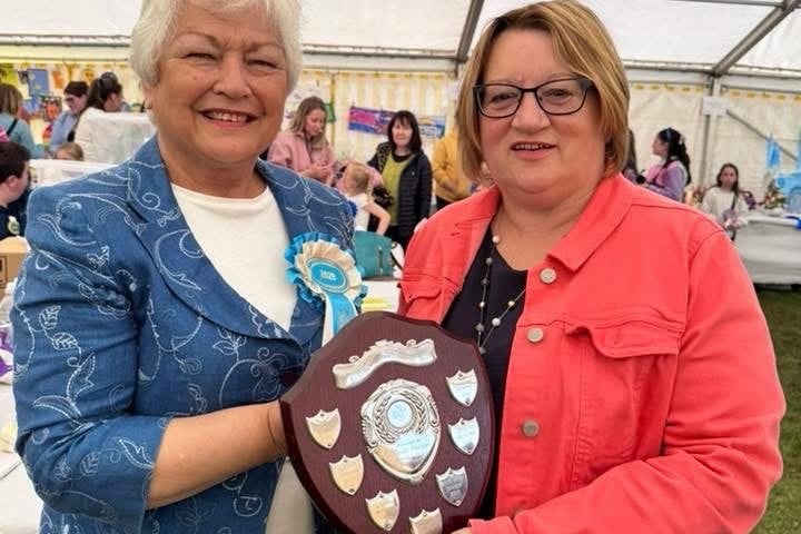 Penrhyncoch’s Glenys Morgan secured the rose bowl for the highest points. Photo: Tegwen Morris