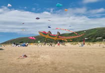 Kites fill the skies for second Aberdyfi kite festival