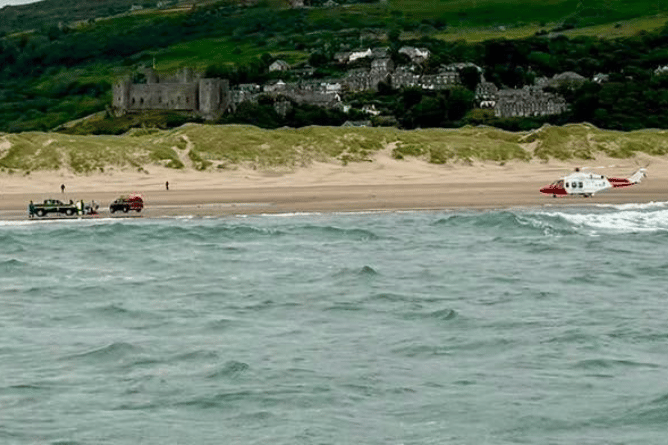 Criccieth RNLI image of the rescue