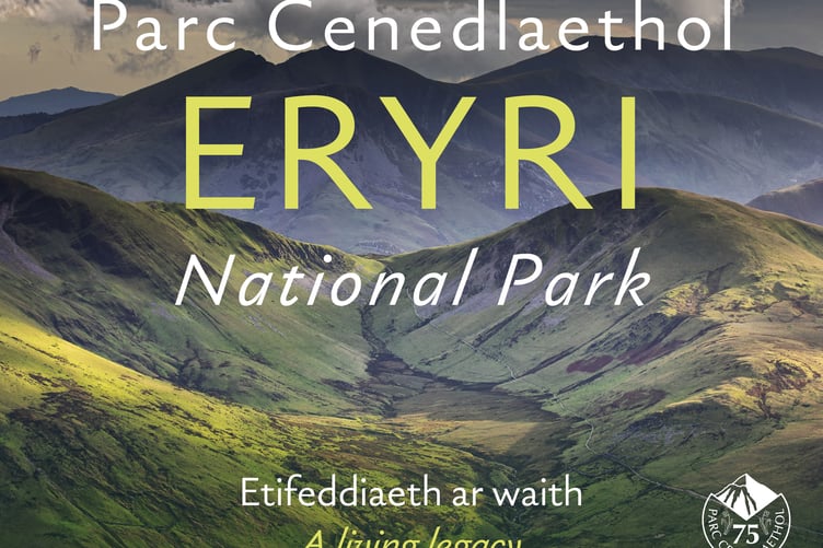 Clawr Parc Cenedlaethol Eryri National Park