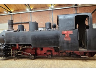 'Hidden' steam locomotive goes on display in Aberystwyth