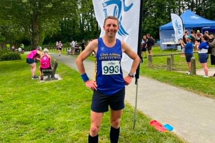 Owain Schiavone at the St Clears 10 mile race