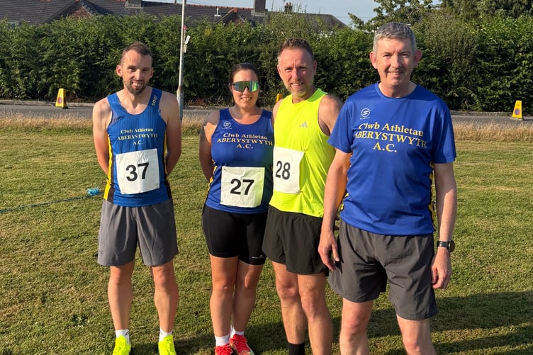 Ian, Theresa, Shelley and Deian at Cwmann