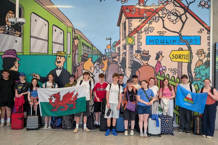 members of Aelwyd Trefechan