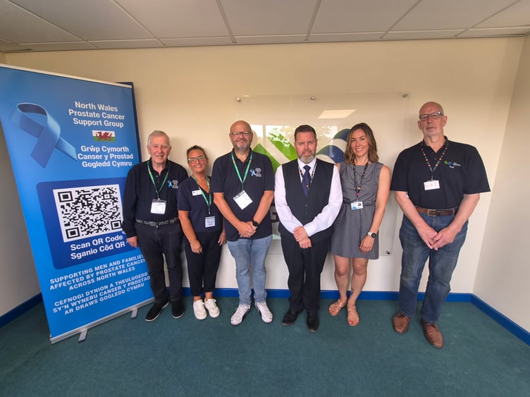 David Maitland, Nurse Sarah, Neil Ackers, Martin Jardine, Jenny Davies, Haydn Jones