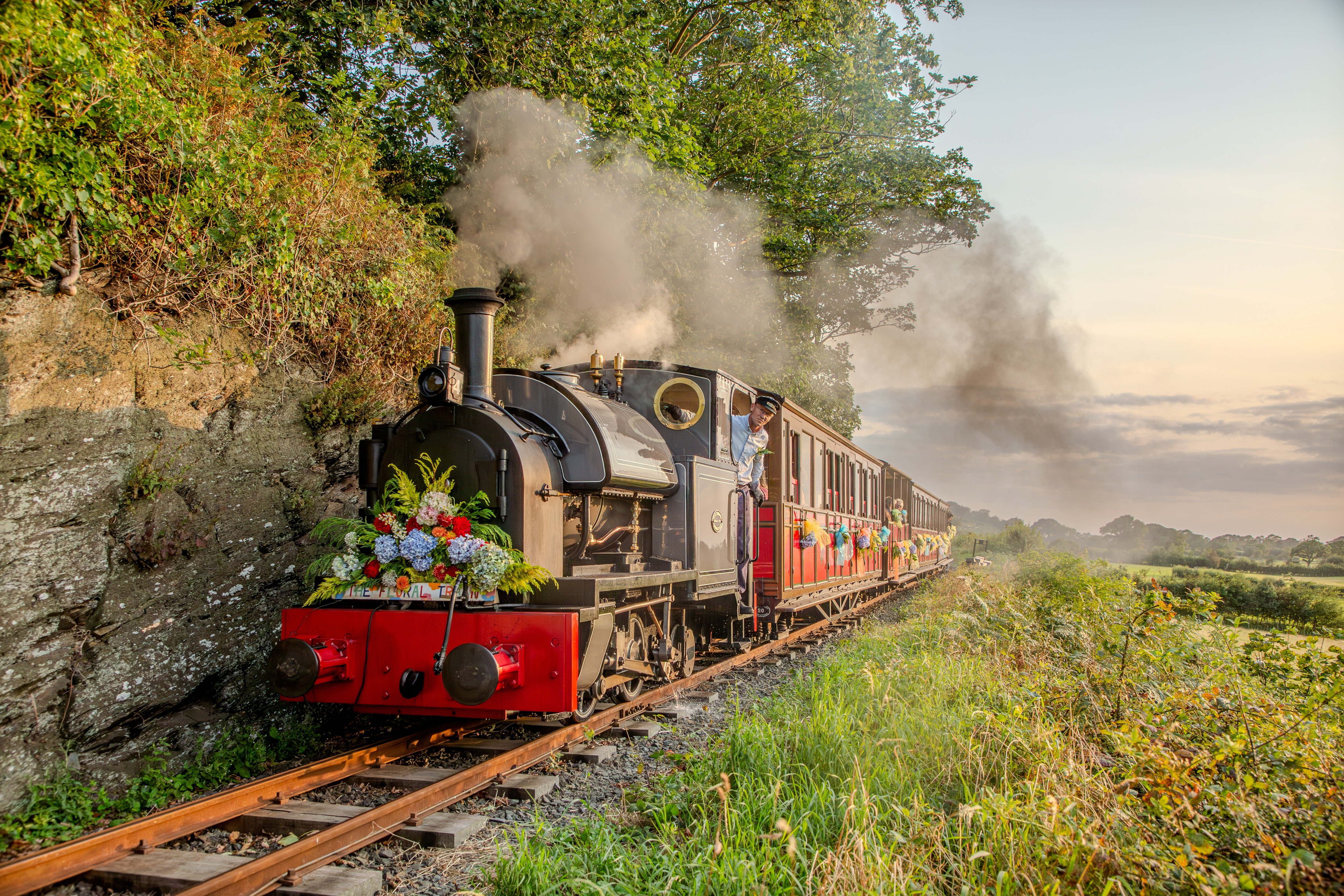 Talyllyn Railway's floral train set to return | cambrian-news.co.uk