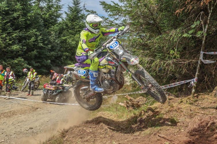 DDBC member Tim Saunders over 40s winner