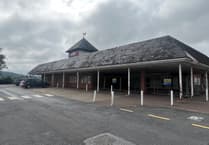 Former supermarket to be demolished