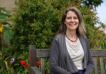 Eisteddfod: Science and tech medal for Siwan Davies