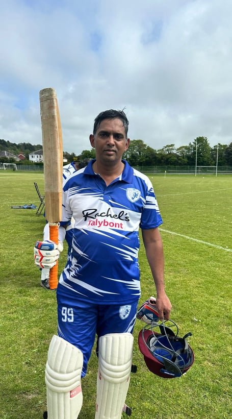 Man of the Match Vinod Matthew