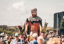 Giant Lord Rhys puppet captivates Eisteddfod crowd