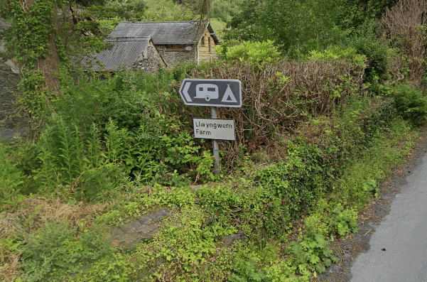 Llwyngwern Farm Caravan Park in Pantperthog