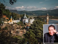 Jools Holland praises Portmeirion