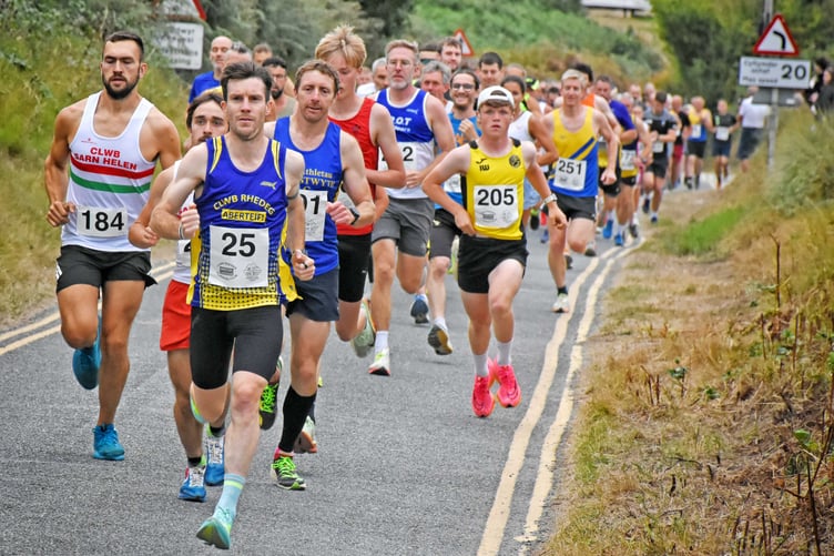 The final race in the Poppit Sands series took place last Tuesday evening