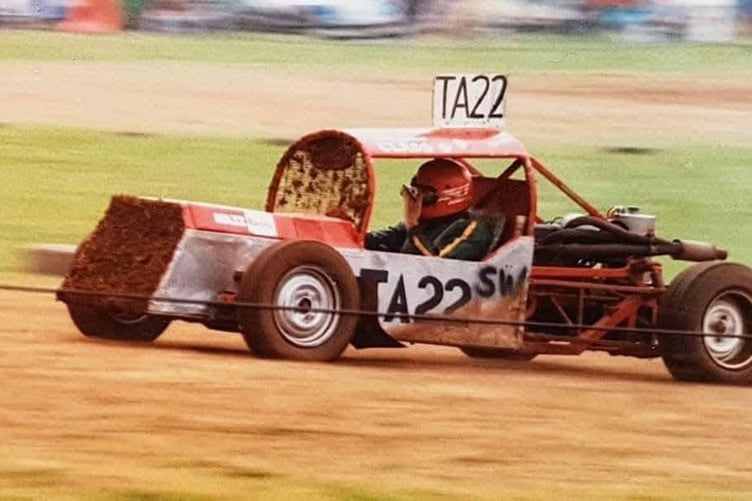 National hero Donald Jenkins (TA22)