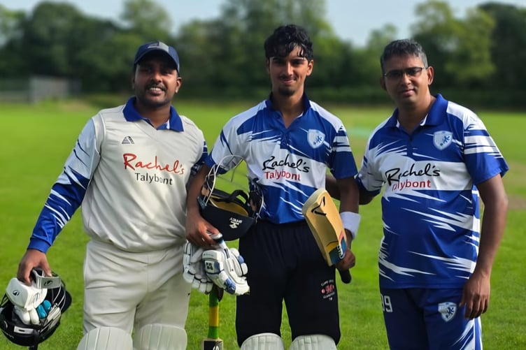 Sreeraj, Titus and Vinod Mathew celebrate their batting feats
