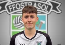 Champions Ffostrasol send title warning with six-goal blitz