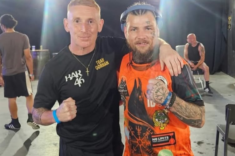 Sean Gorman with his bare knuckle opponent Chene Ferguson before the fight