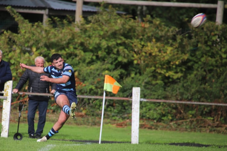Dylan Benjamin scored four conversions