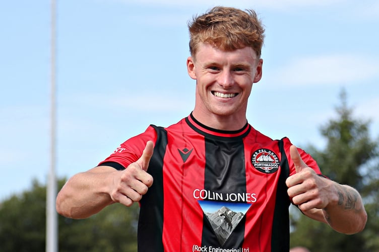 PORTHMADOG, GWYNEDD, WALES - 7th AUGUST 2026 - Dylan Summers-Jones of CPD Porthmadog celebrates after CPD Porthmadog vs CPD Y Rhyl 1879 in Round 2 of the Novira Cymru North at Y Traeth, Porthmadog (Pic by Sam Eaden/FAW)