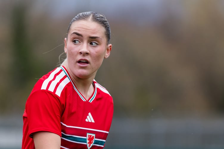 NEWPORT, WALES - 02 NOVEMBER 2025: Wales' Casi Gregson during the 2025/26 UEFA European Women's Under-19 Championship round 1 fixture between Cymru WU19 & France WU19 at the Dragon Park, Newport, Wales (Pic by John Smith/FAW)
