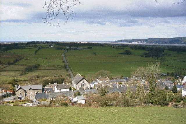 Tre-Taliesin and Ynys Cynfelyn