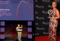 S4C yn cipio dros hanner gwobrau BAFTA Cymru 2026