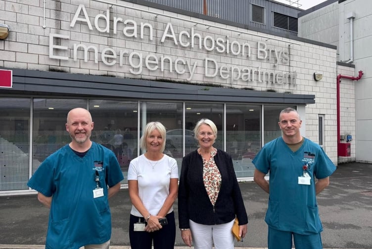 Dr Rob Perry, Vice President of RCEM Wales, Sian Gruffydd, Directorate General Manager for Emergency Care, BCUHB, and Dr. Pete Williams, Clinical Lead for the Emergency Department at Ysbyty Gwynedd