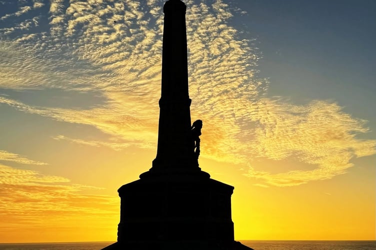war memorial at sunset by Jane Jannie