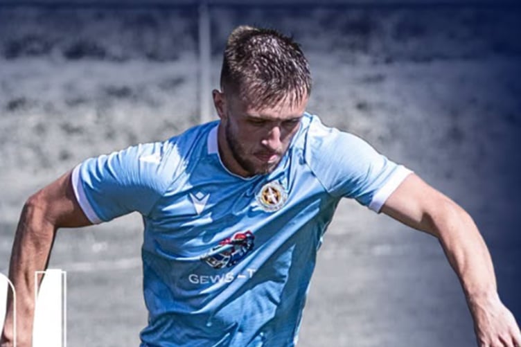 Harri Davies scored on his return to Penrhyndeudraeth