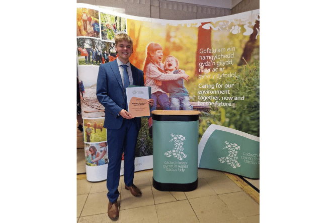 Cameron Anderson is pictured with his award