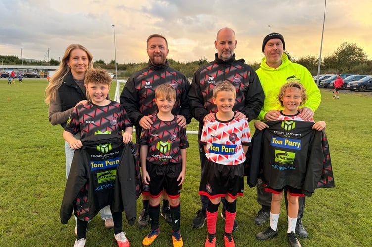 Four sponsors have come together to provided new kit for Port's Under 10s
