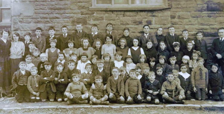 Cilcennin's old school