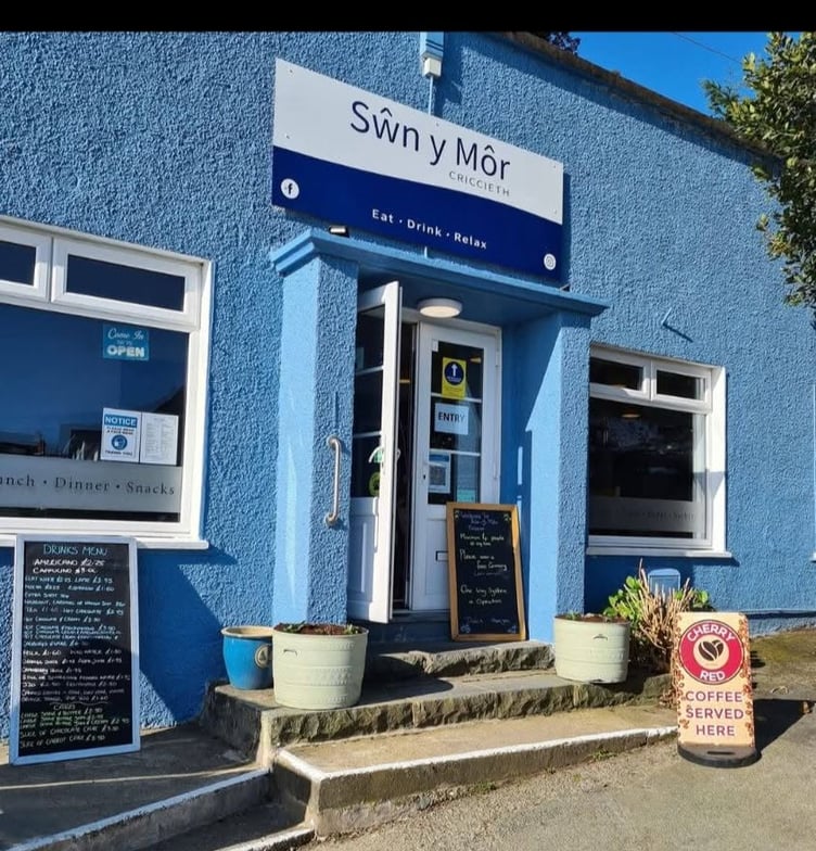 The entrance to Swn Y Mor