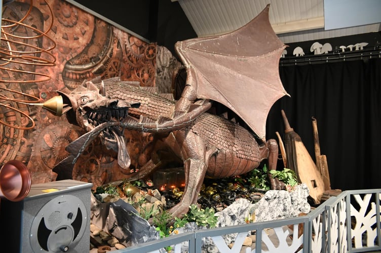 Queen Belrenin, the 20ft copper dragon