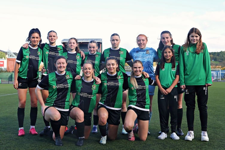 ABERYSTWYTH, CEREDIGION, WALES - 18th OCTOBER 2026 - Aberystwyth squad photo before Aberystwyth Town Women vs Barry Town United Women in Round 7 of the Genero Adran Premier at Park Avenue, Aberystwyth (Pic by Sam Eaden/FAW)