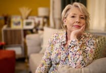 Pennod olaf Anita yn dod â stori dementia Pobol y Cwm i ben ar ôl dwy flynedd