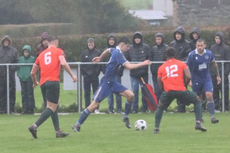 Llanuwchllyn and Bala settled for a share of the spoils after a close game in tricky conditions at Cae Llan (Photo: Gareth Charles)